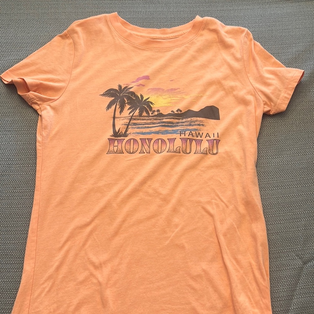 Aeropostale classic crew fitted graphic tee